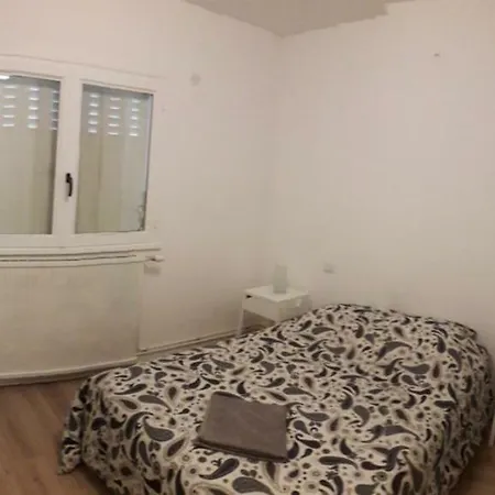Chambres Dans Quartier Historique בית הארחה *